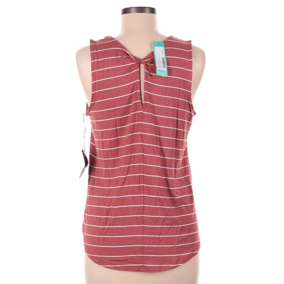 🚨 50% OFF BUNDLES! ENDS 12/7 🚨 NWT Market & Spruce  Twist Back Knit Tank Top - Picture 2 of 7